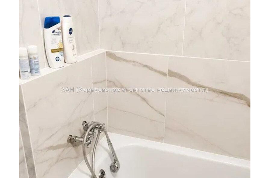Продам квартиру, Гарибальди ул. , 1 кім., 16.50 м², капитальный ремонт 