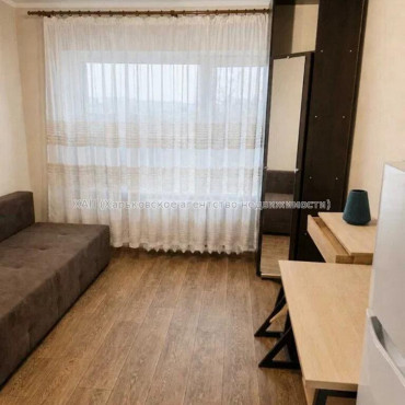 Продам квартиру, Гарибальди ул. , 1 кім., 16.50 м², капитальный ремонт 