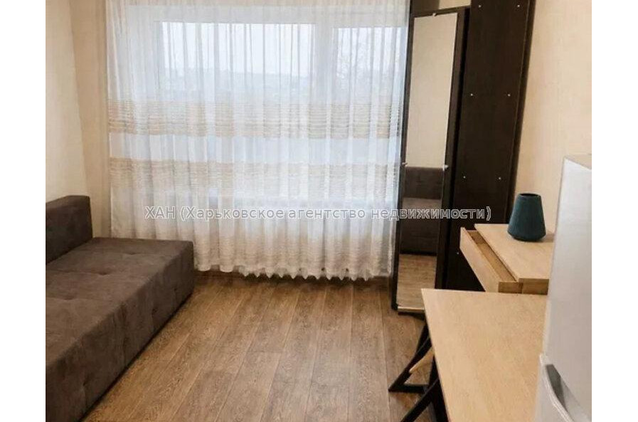 Продам квартиру, Гарибальди ул. , 1 кім., 16.50 м², капитальный ремонт 