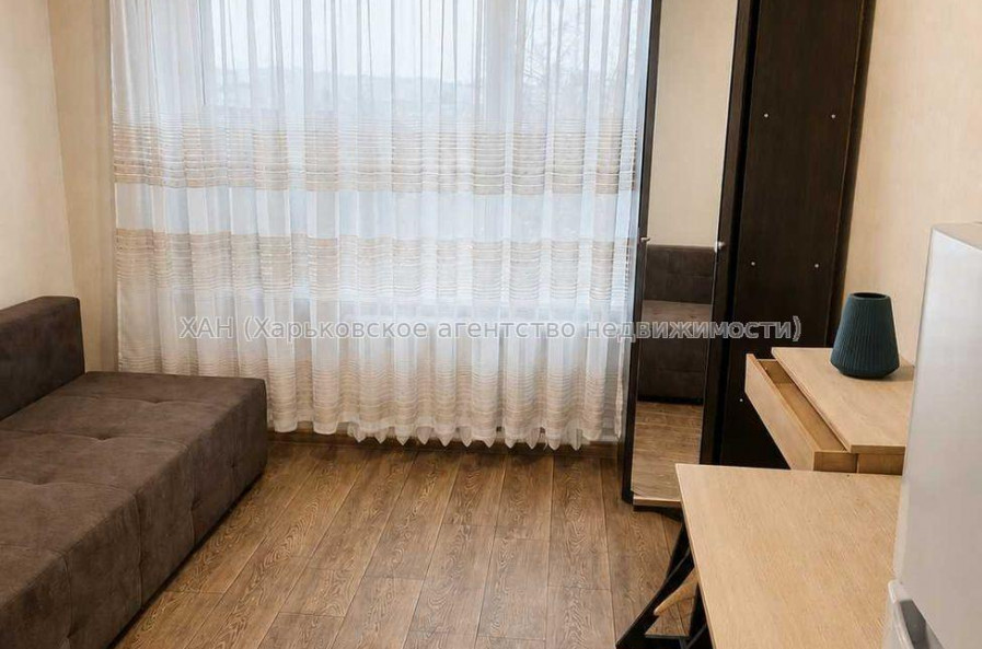 Продам квартиру, Гарибальди ул. , 1 кім., 16.50 м², капитальный ремонт 