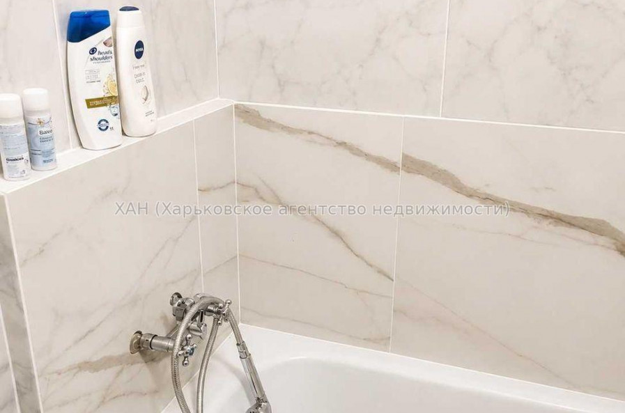 Продам квартиру, Гарибальди ул. , 1 кім., 16.50 м², капитальный ремонт 