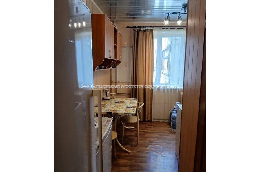 Продам квартиру, Академика Павлова ул. , 3 кім., 69 м², капитальный ремонт 