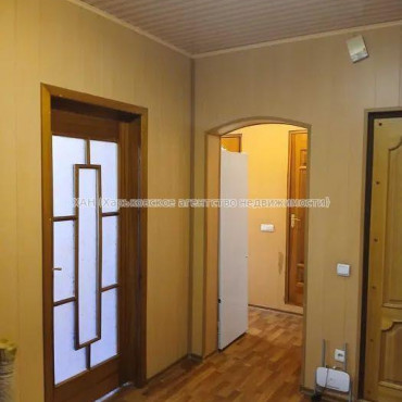 Продам квартиру, Академика Павлова ул. , 3 кім., 69 м², капитальный ремонт 