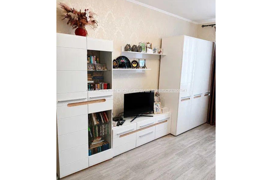 Продам квартиру, Академика Павлова ул. , 3 кім., 69 м², капитальный ремонт 