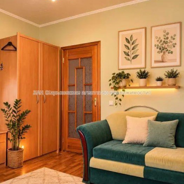 Продам квартиру, Академика Павлова ул. , 3 кім., 69 м², капитальный ремонт 