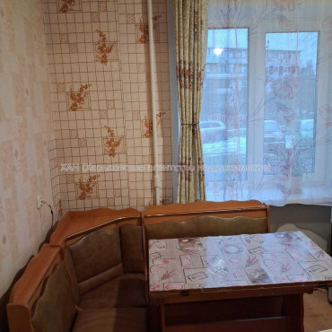 Продам квартиру, Северина Потоцкого пер. , 10 , 2 кім., 46 м², советский ремонт 
