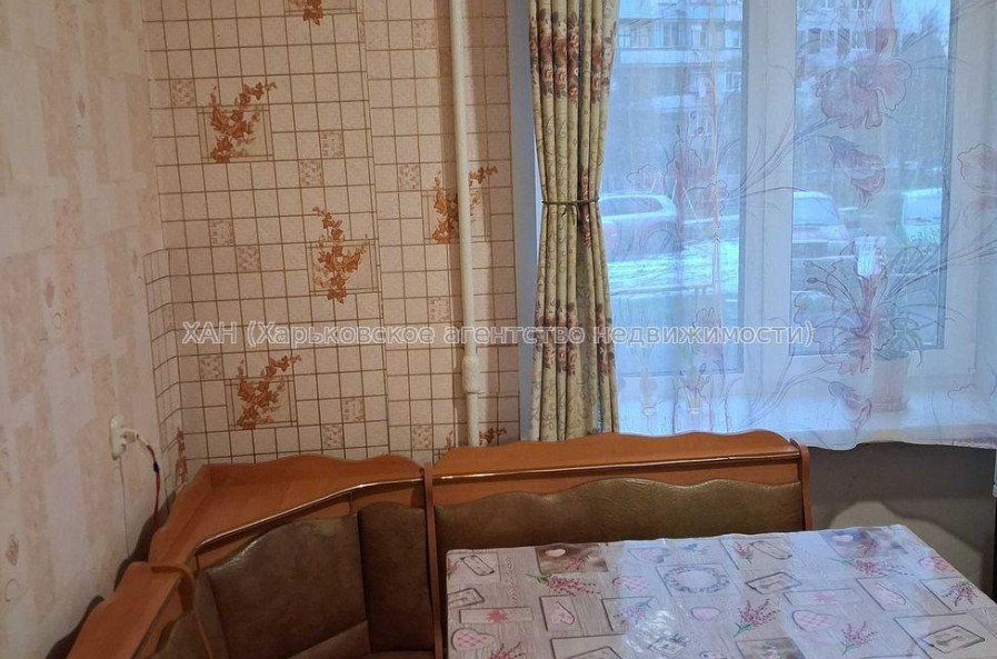 Продам квартиру, Северина Потоцкого пер. , 10 , 2 кім., 46 м², советский ремонт 