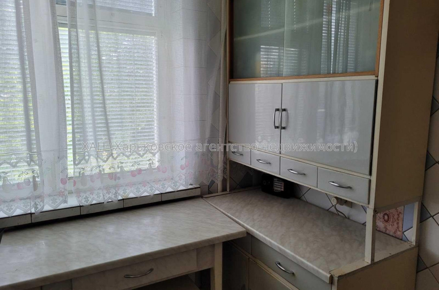 Продам квартиру, Ньютона ул. , 2  ком., 44.60 м², советский ремонт 