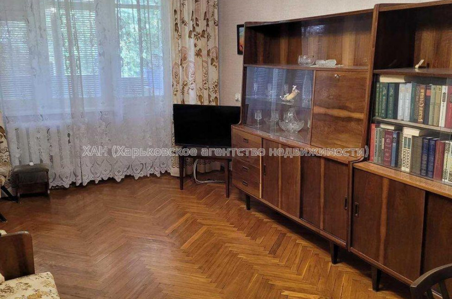 Продам квартиру, Ньютона ул. , 2  ком., 44.60 м², советский ремонт 