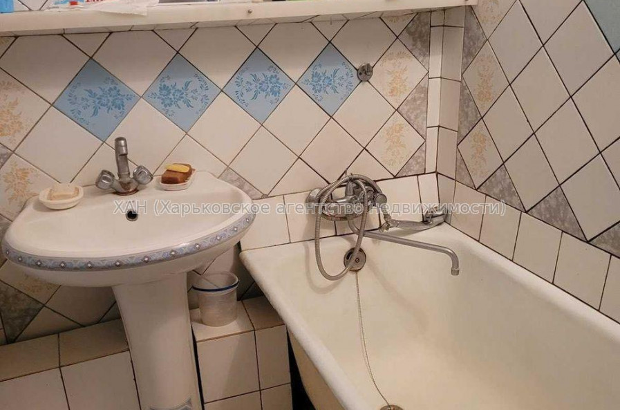 Продам квартиру, Ньютона ул. , 2  ком., 44.60 м², советский ремонт 