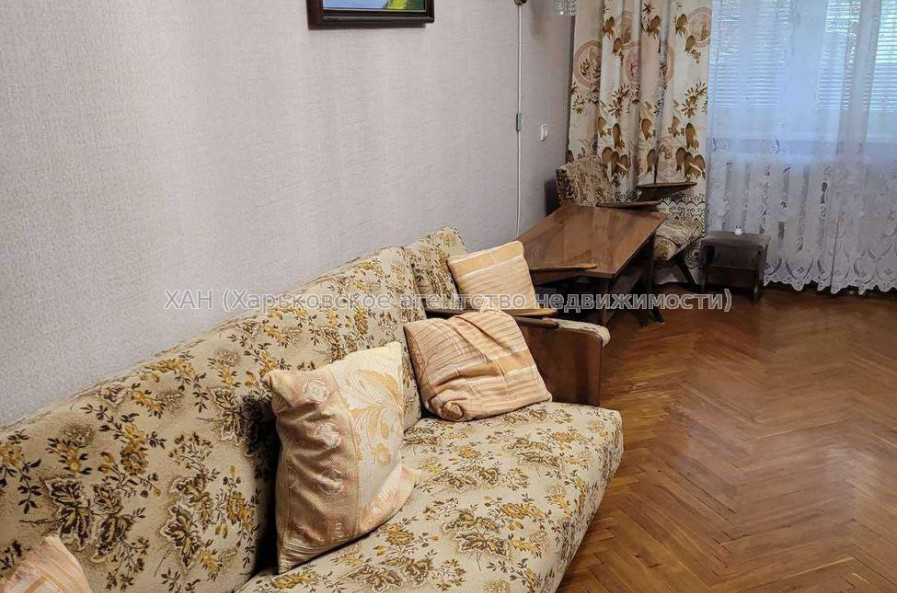 Продам квартиру, Ньютона ул. , 2  ком., 44.60 м², советский ремонт 