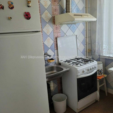 Продам квартиру, Ньютона ул. , 2  ком., 44.60 м², советский ремонт 