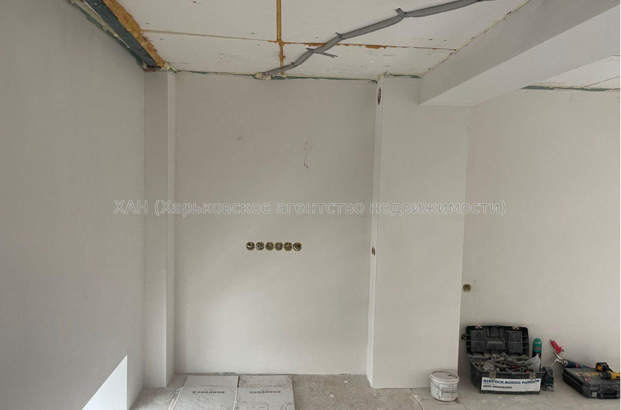 Продам квартиру, Героев Харькова просп. , 4 кім., 96 м², без отделочных работ 