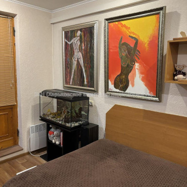 Продам квартиру, Победы просп. , 4  ком., 83.90 м², евроремонт 