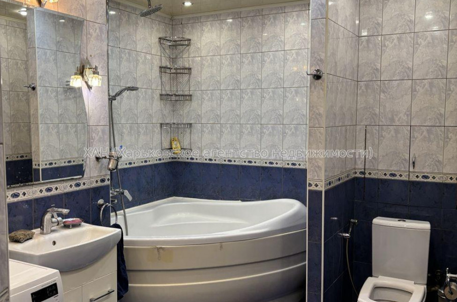 Продам квартиру, Победы просп. , 4  ком., 83.90 м², евроремонт 