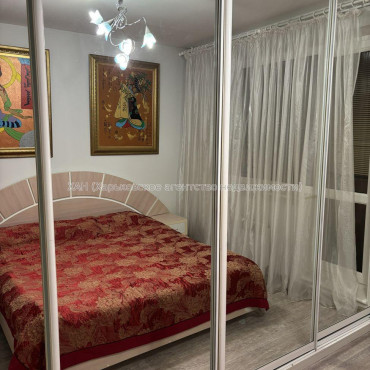 Продам квартиру, Победы просп. , 4  ком., 83.90 м², евроремонт 