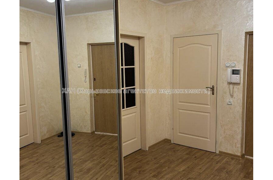 Продам квартиру, Победы просп. , 4  ком., 83.90 м², евроремонт 