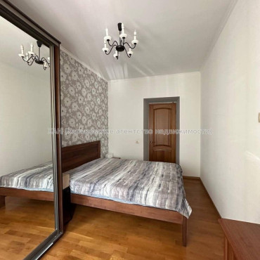Продам квартиру, Мироносицкая ул. , 2  ком., 58.90 м², евроремонт 