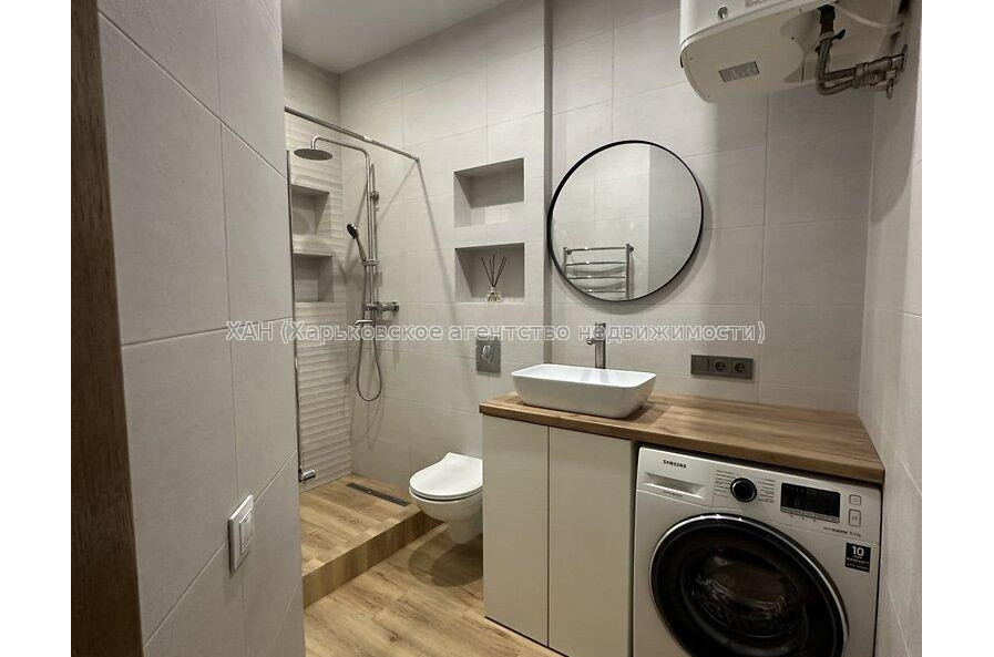 Продам квартиру, Мироносицкая ул. , 2 кім., 58.90 м², евроремонт 