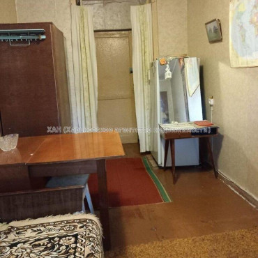 Продам квартиру, Шекспира ул. , 6  ком., 18.10 м², советский ремонт 