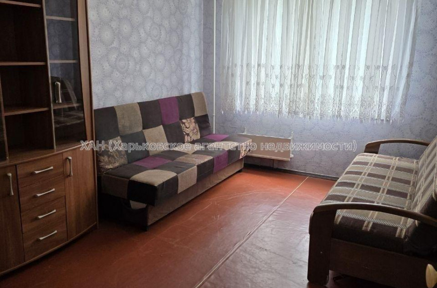 Продам квартиру, Бригады Хартия ул. , 3 кім., 64.80 м², советский ремонт 