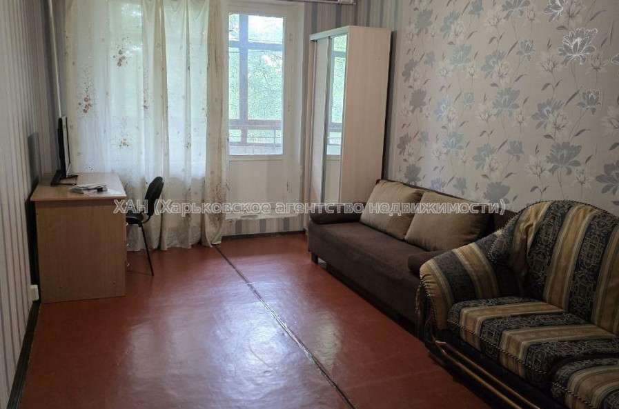 Продам квартиру, Бригады Хартия ул. , 3 кім., 64.80 м², советский ремонт 