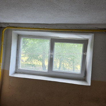 Продам квартиру, Бригады Хартия ул. , 3 кім., 64.80 м², советский ремонт 