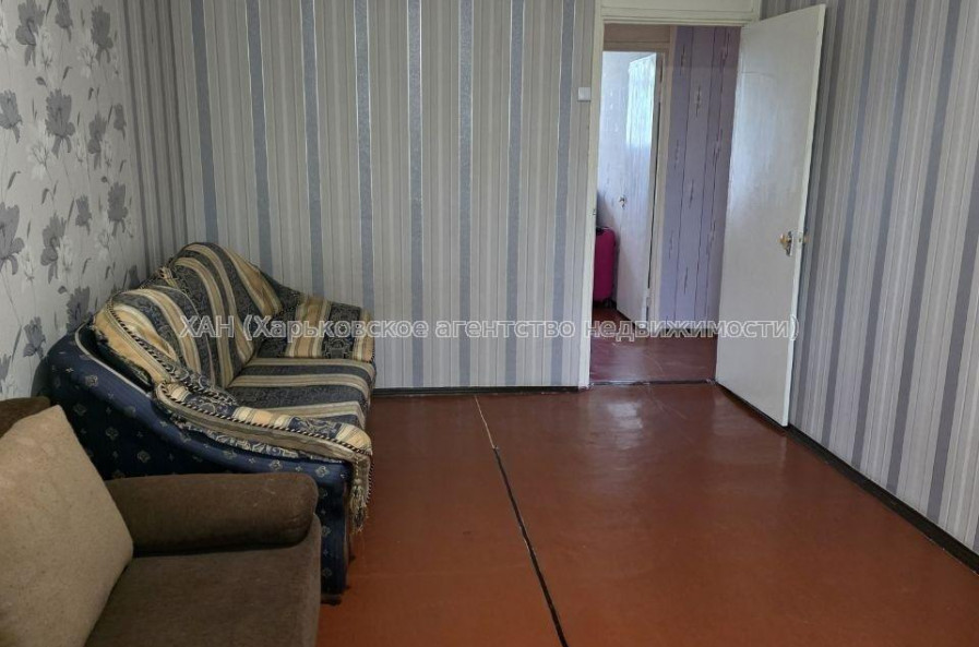 Продам квартиру, Бригады Хартия ул. , 3 кім., 64.80 м², советский ремонт 