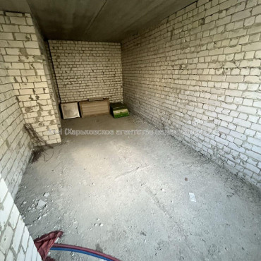 Продам квартиру, Мира ул. , 1 кім., 42 м², без отделочных работ 