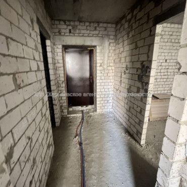 Продам квартиру, Мира ул. , 1 кім., 42 м², без отделочных работ 