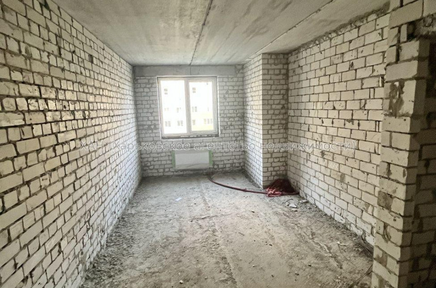 Продам квартиру, Мира ул. , 1 кім., 42 м², без отделочных работ 
