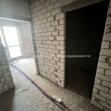 Продам квартиру, Мира ул. , 1 кім., 42 м², без отделочных работ 