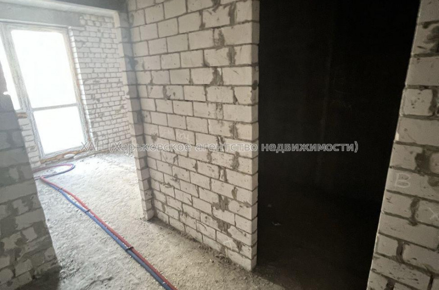 Продам квартиру, Мира ул. , 1 кім., 42 м², без отделочных работ 
