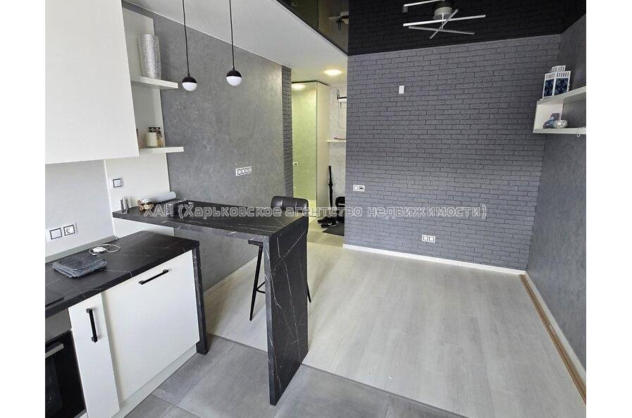 Продам квартиру, Победы просп. , 1  ком., 42 м², евроремонт 