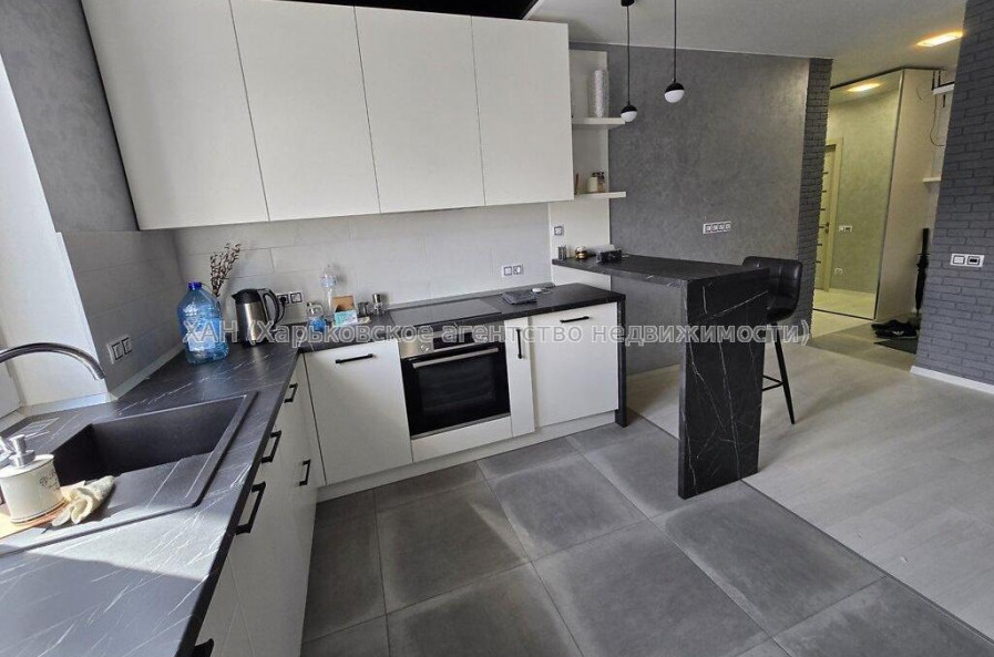 Продам квартиру, Победы просп. , 1  ком., 42 м², евроремонт 