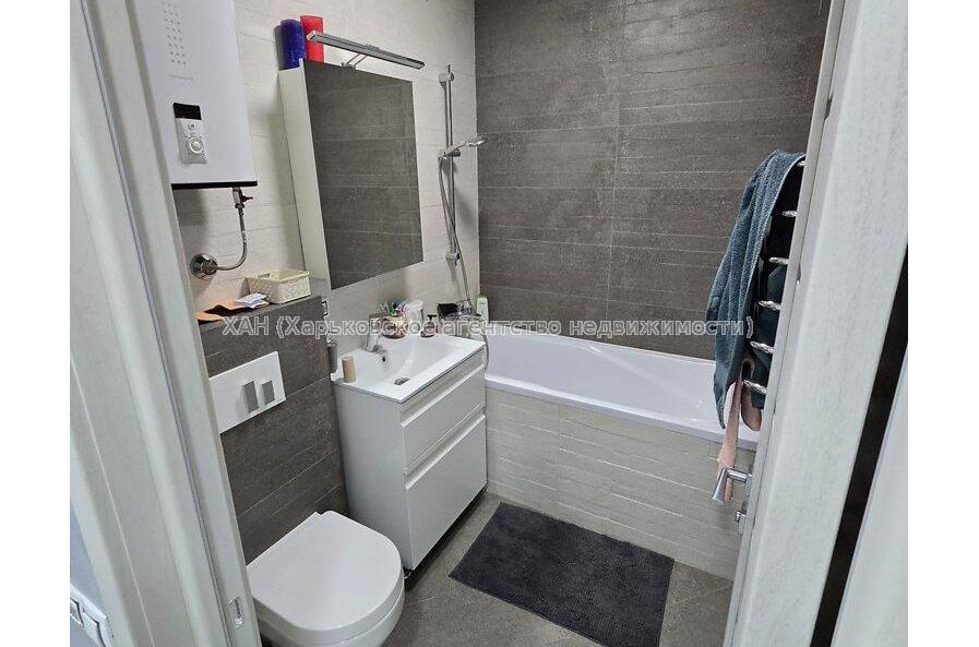 Продам квартиру, Победы просп. , 1  ком., 42 м², евроремонт 
