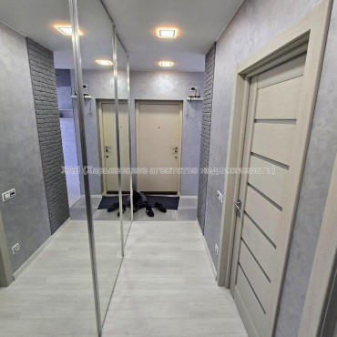 Продам квартиру, Победы просп. , 1  ком., 42 м², евроремонт 