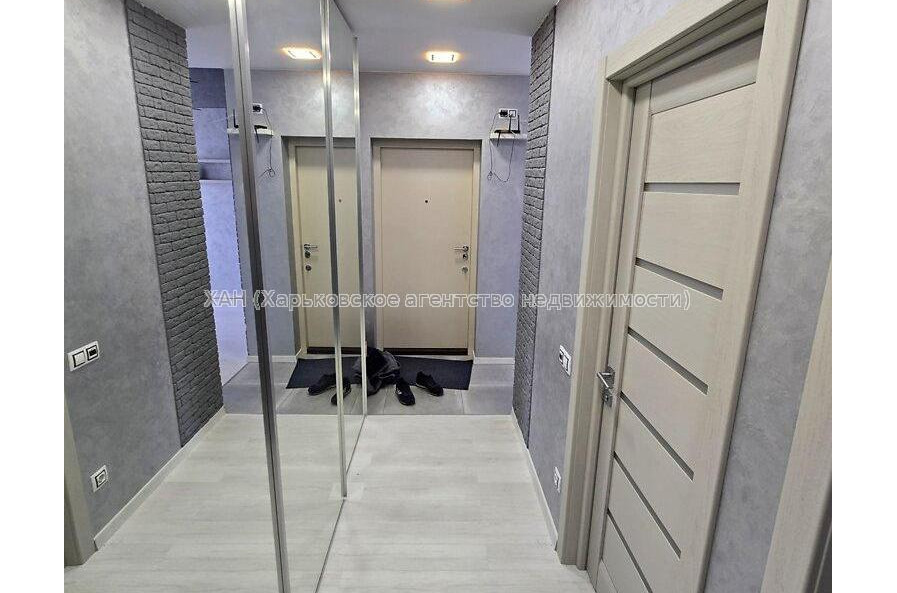 Продам квартиру, Победы просп. , 1  ком., 42 м², евроремонт 