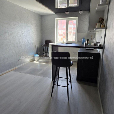 Продам квартиру, Победы просп. , 1  ком., 42 м², евроремонт 