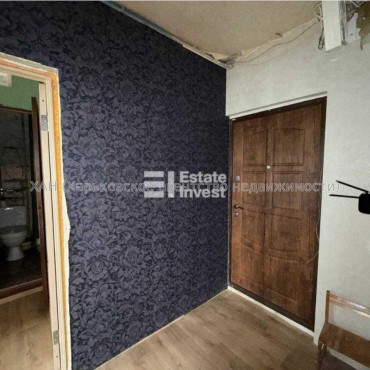 Продам квартиру, Валентиновская ул. , 2 кім., 47 м², без ремонта 