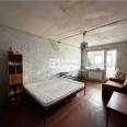 Продам квартиру, Валентиновская ул. , 2 кім., 47 м², без ремонта 