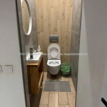 Продам квартиру, Куликовский спуск , 5 кім., 198 м², евроремонт 