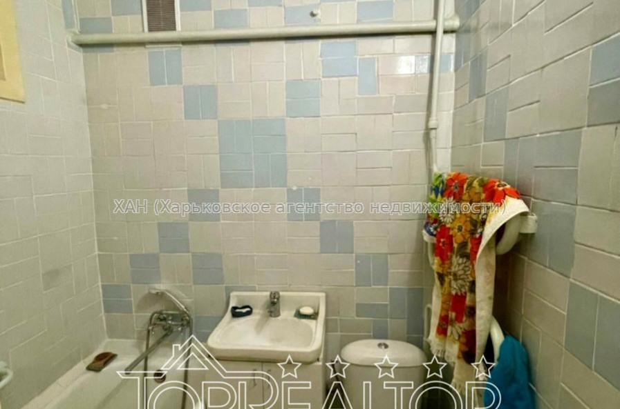 Продам квартиру, Науки просп. , 2 кім., 45 м², советский ремонт 