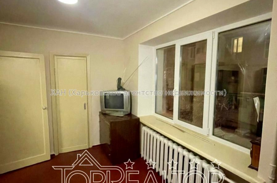 Продам квартиру, Науки просп. , 2 кім., 45 м², советский ремонт 