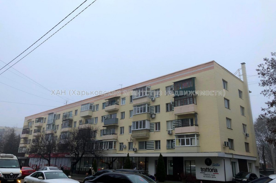 Продам квартиру, Науки просп. , 2 кім., 45 м², советский ремонт 