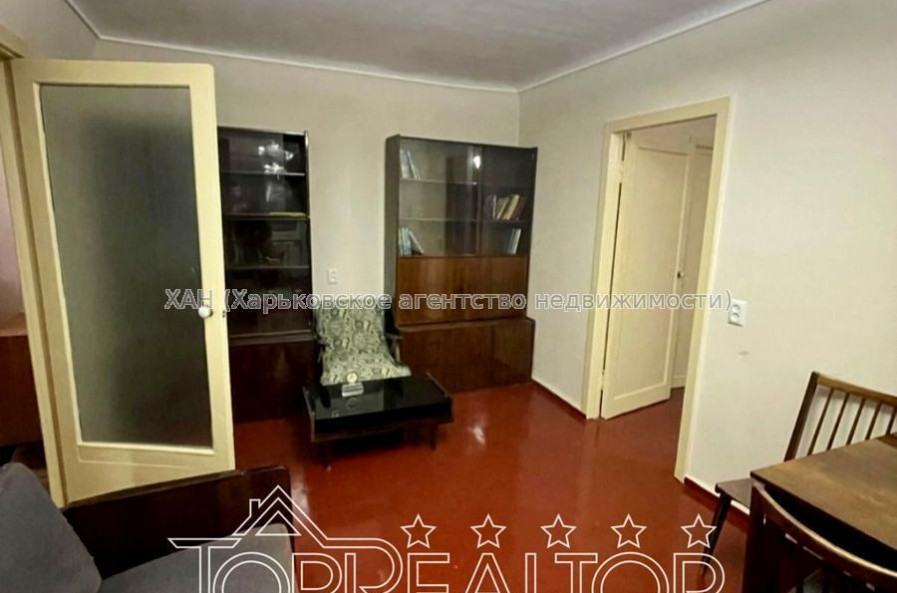 Продам квартиру, Науки просп. , 2 кім., 45 м², советский ремонт 