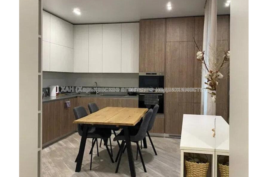 Продам квартиру, Конторская ул. , 2  ком., 40 м², евроремонт 