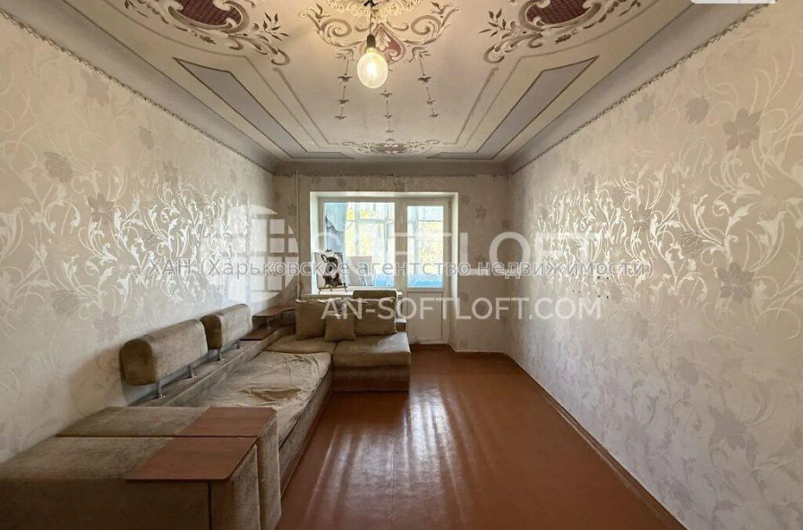 Продам квартиру, Защитников Неба ул. , 2  ком., 43.10 м², косметический ремонт 