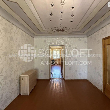 Продам квартиру, Защитников Неба ул. , 2  ком., 43.10 м², косметический ремонт 