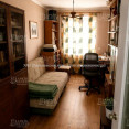 Продам квартиру, 23 Августа ул. , 44 , 3 кім., 56 м², советский ремонт 